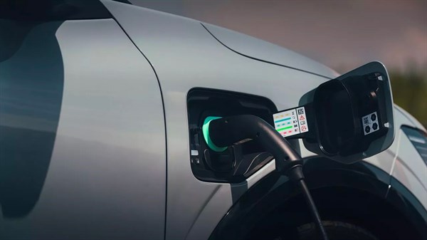E-Tech 100% electric - recycling - Renault