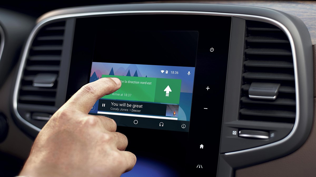 R-LINK 2 преку Android Auto™