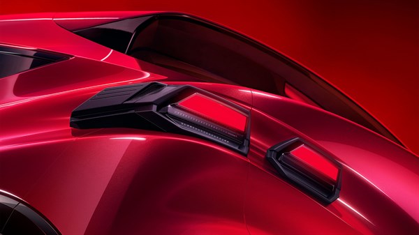 Задните светла на новиот Renault Clio се обликувани во линијата на багажниот простор.