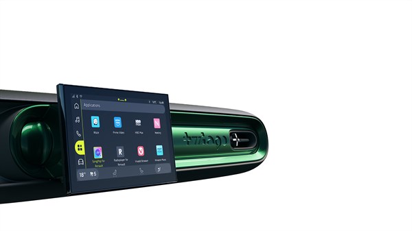 ОpenR link дисплеј во Renault Twingo E-Tech electric со апликации на Google