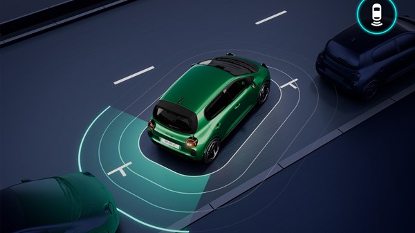 Renault Twingo E-Tech електричен со активна помош за паркирање напред, назад и странично