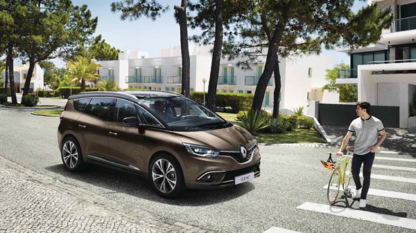 Безбедност на возилата на Renault